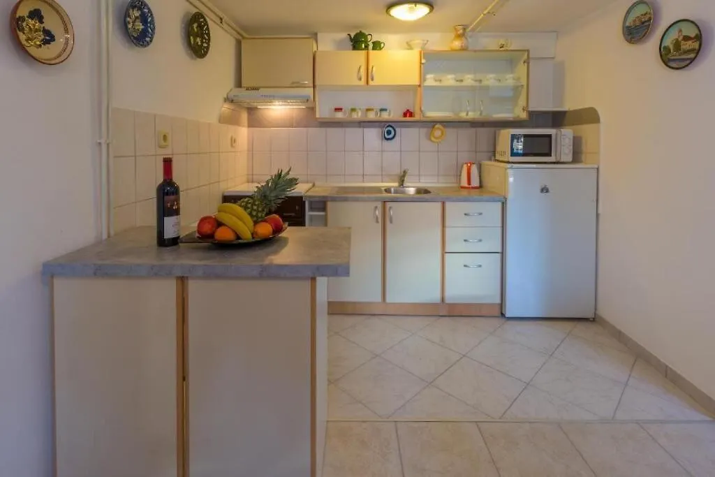 Apartments Panos Novi Vinodolski
