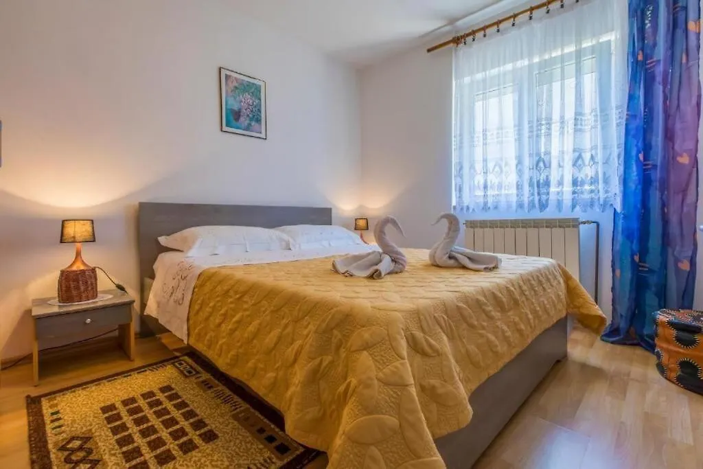 Apartments Panos Novi Vinodolski