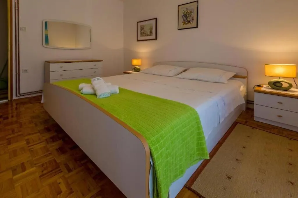 Apartments Panos Novi Vinodolski Croatia