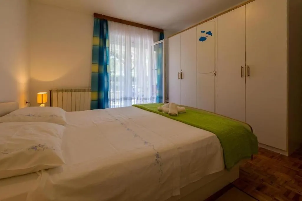 Apartments Panos Novi Vinodolski