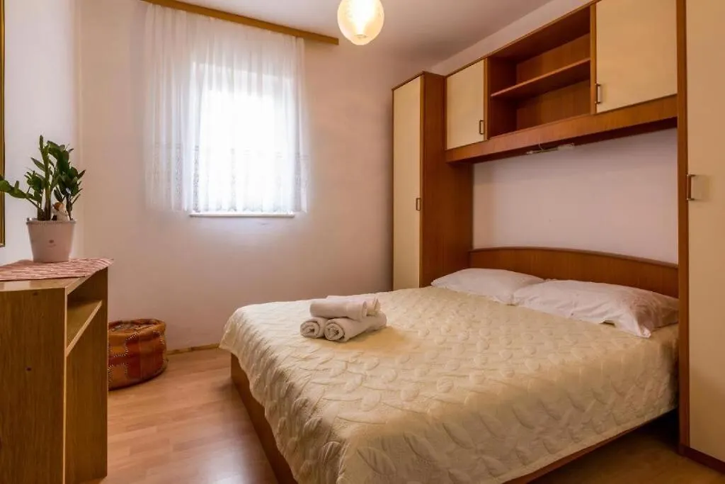Apartments Panos Novi Vinodolski