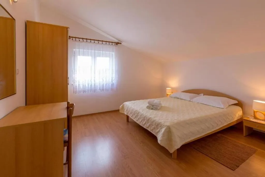 Apartments Panos Novi Vinodolski